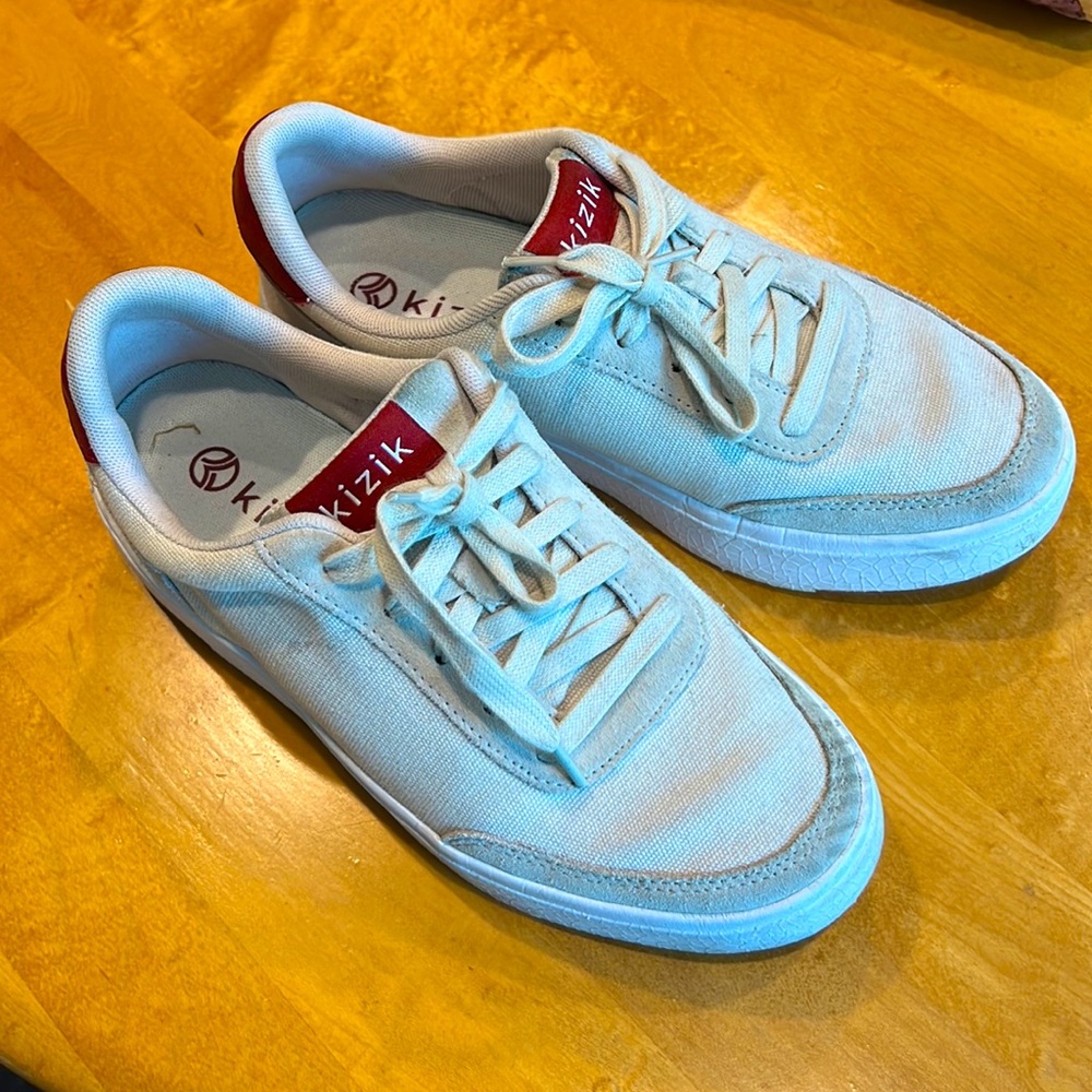 Kizik Prague slip on sneaker size 8 wide